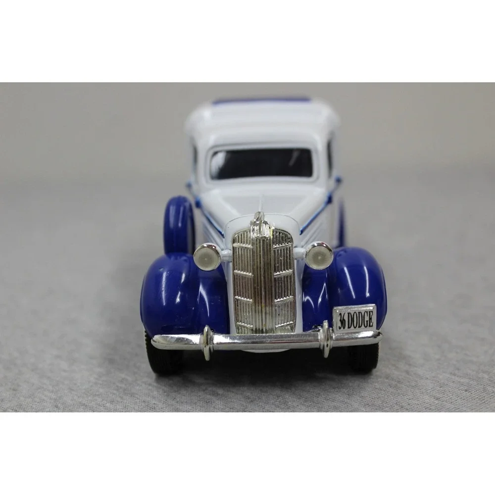 Liberty Classics 1936 Dodge Truck Kids 1/28 White Ritz‎ Panel Delivery Bank